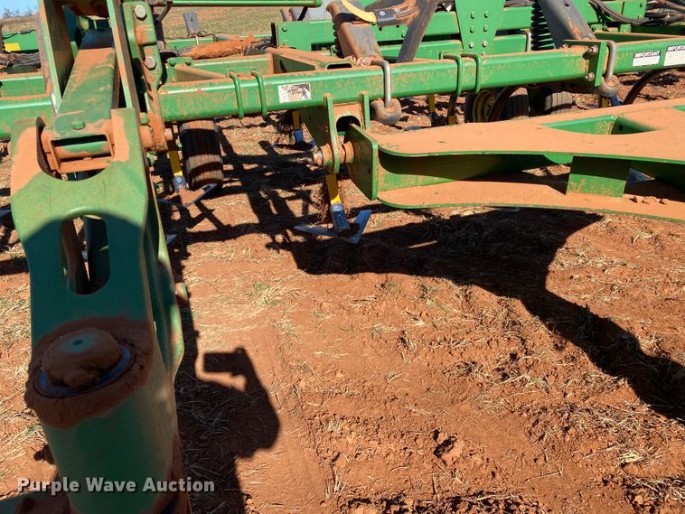 image for item DN0017 John Deere 2410  field cultivator