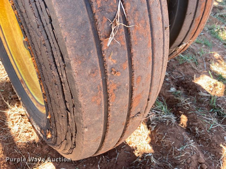 image for item DN0017 John Deere 2410  field cultivator