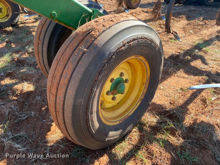 image for item DN0017 John Deere 2410  field cultivator