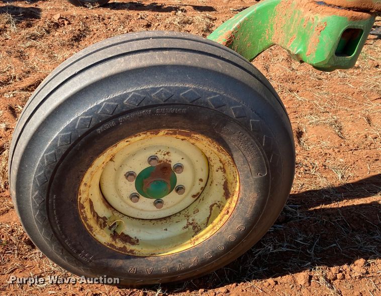 image for item DN0017 John Deere 2410  field cultivator