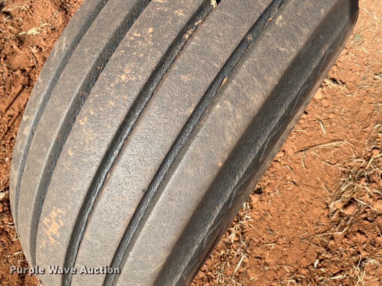 image for item DN0017 John Deere 2410  field cultivator