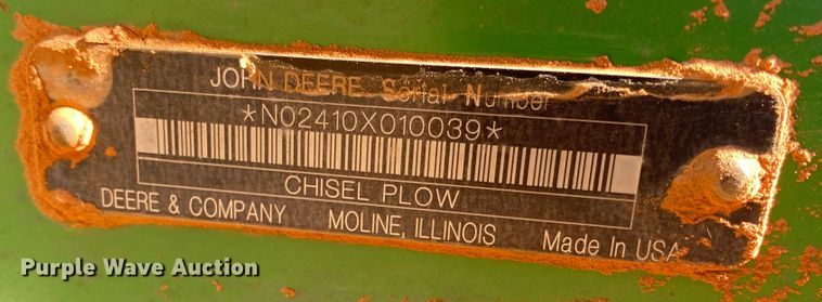 image for item DN0017 John Deere 2410  field cultivator