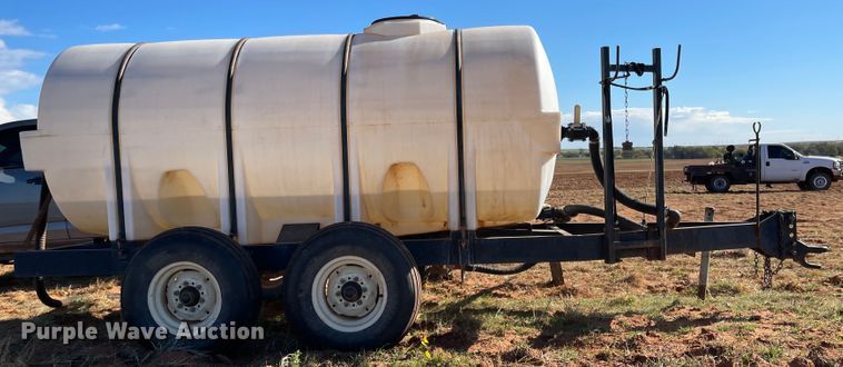 image for item DN0020 Nurse tank trailer