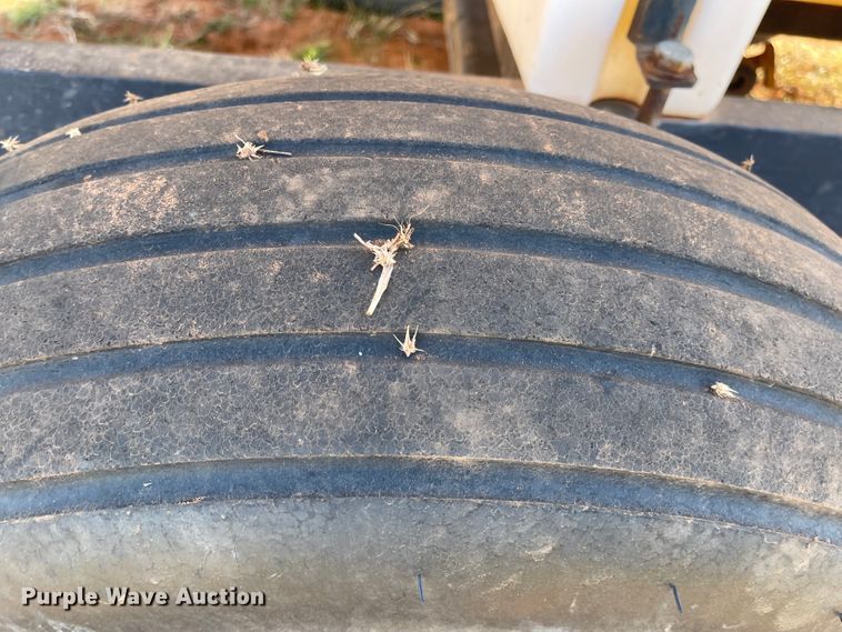 image for item DN0020 Nurse tank trailer