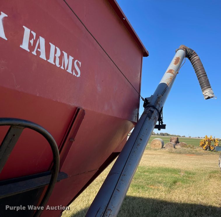 image for item DN0021 Ficklin 435  gravity wagon