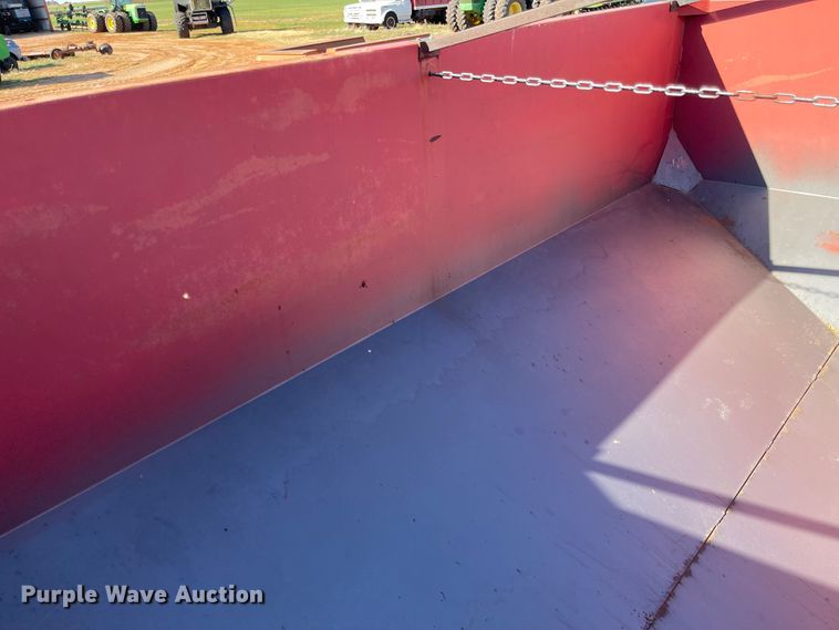 image for item DN0021 Ficklin 435  gravity wagon