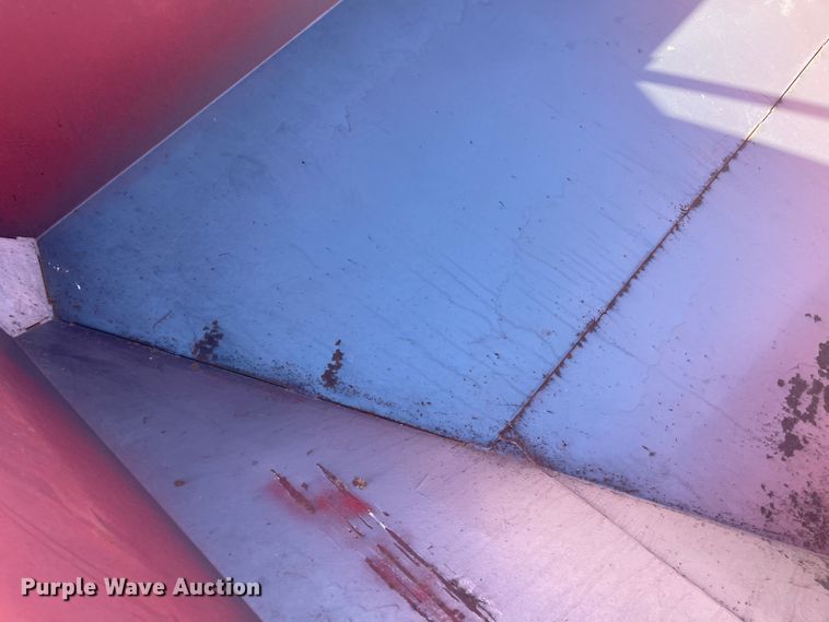 image for item DN0021 Ficklin 435  gravity wagon