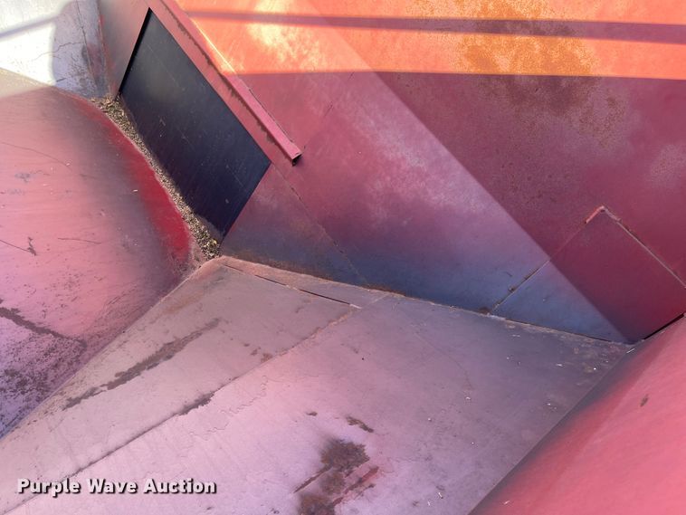 image for item DN0021 Ficklin 435  gravity wagon