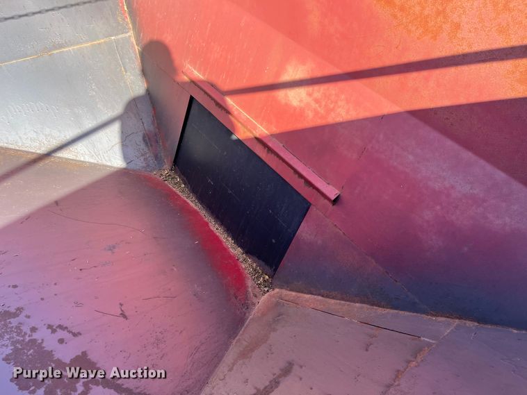 image for item DN0021 Ficklin 435  gravity wagon