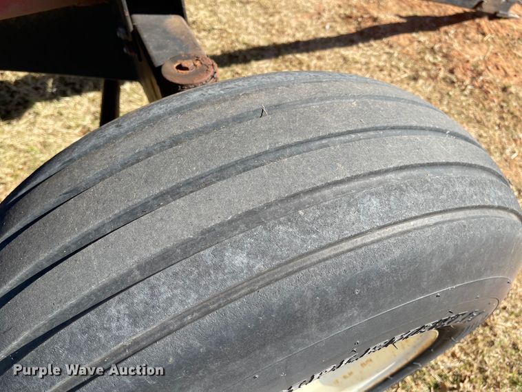 image for item DN0021 Ficklin 435  gravity wagon