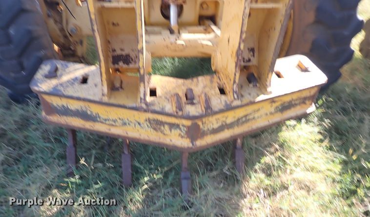 image for item DN0022 1992 John Deere 772B  motor grader