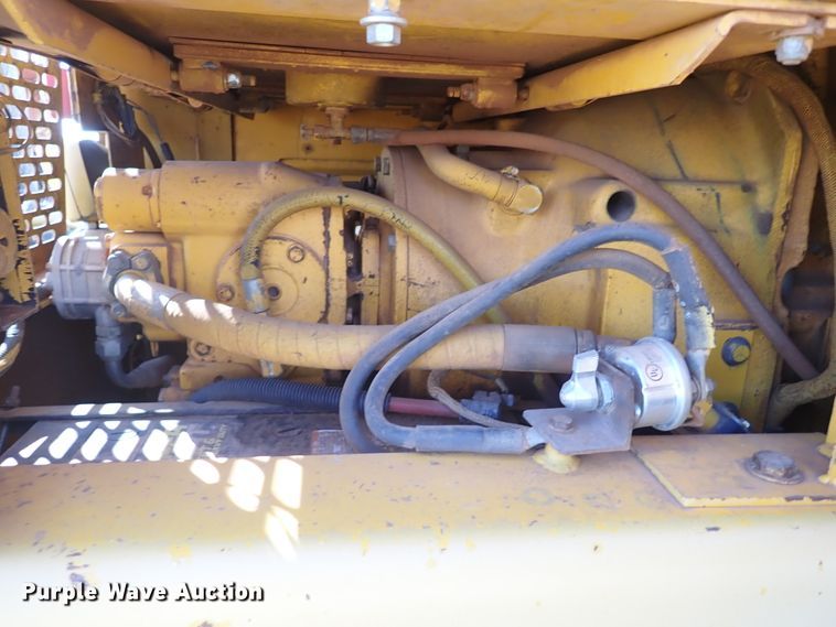 image for item DN0022 1992 John Deere 772B  motor grader