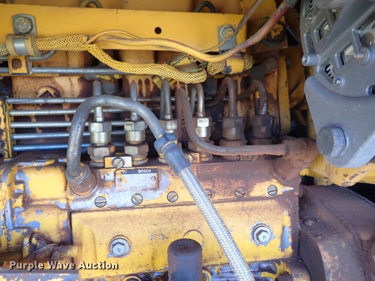 image for item DN0022 1992 John Deere 772B  motor grader
