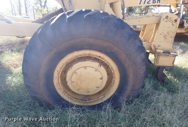 image for item DN0022 1992 John Deere 772B  motor grader