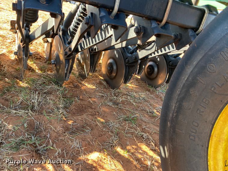 image for item DN0023 John Deere 455  grain drill