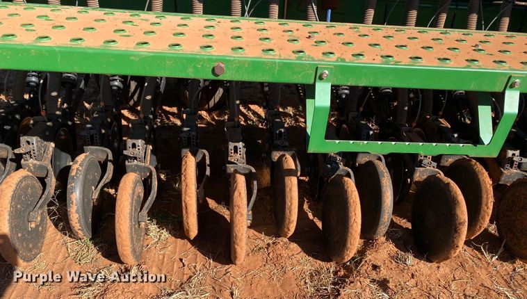 image for item DN0023 John Deere 455  grain drill
