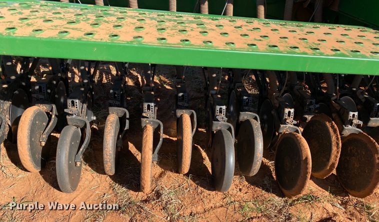 image for item DN0023 John Deere 455  grain drill