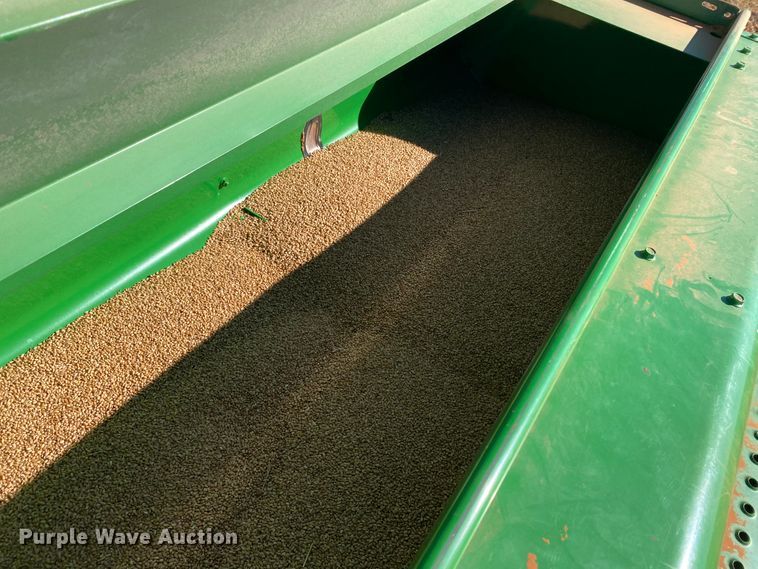 image for item DN0023 John Deere 455  grain drill