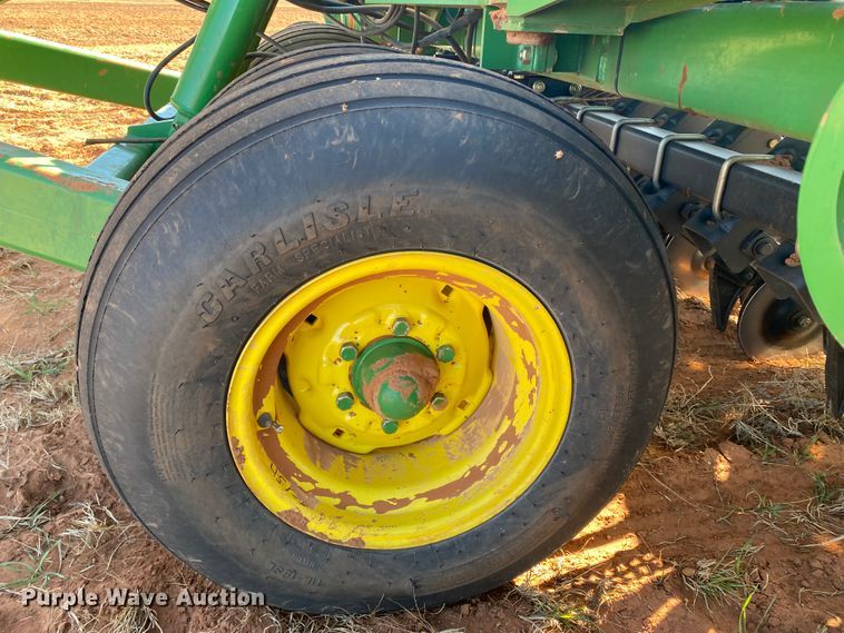 image for item DN0023 John Deere 455  grain drill