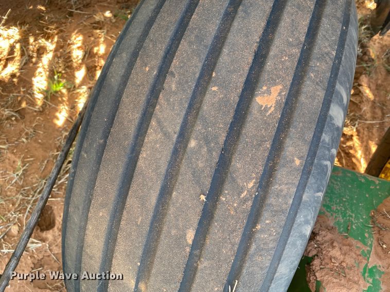 image for item DN0023 John Deere 455  grain drill