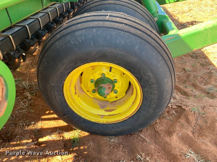 image for item DN0023 John Deere 455  grain drill
