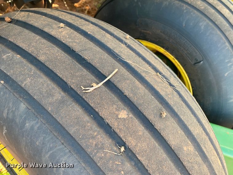 image for item DN0023 John Deere 455  grain drill