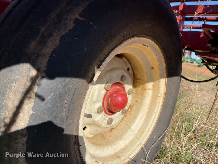 image for item DN0025 McFarlane HDL1050-16  spike tooth harrow