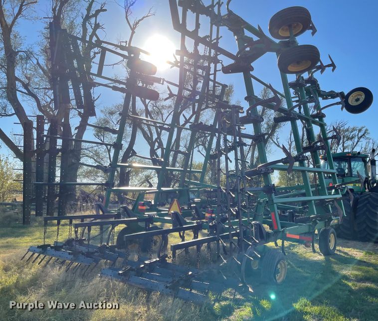 image for item DN0026 John Deere 2410  field cultivator