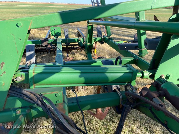 image for item DN0026 John Deere 2410  field cultivator