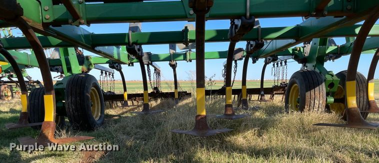 image for item DN0026 John Deere 2410  field cultivator
