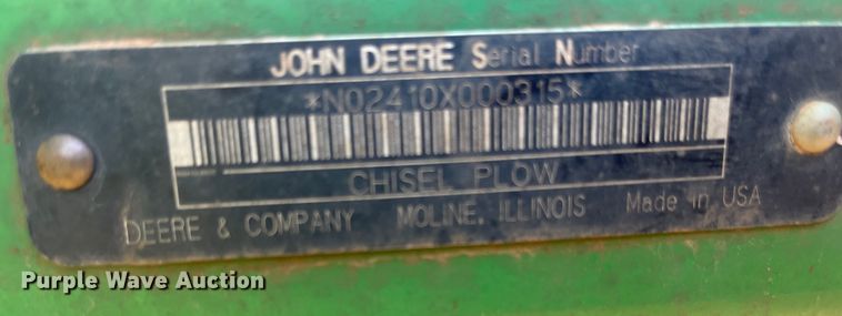 image for item DN0026 John Deere 2410  field cultivator