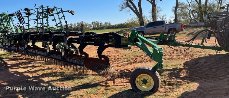 image for item DN0027 John Deere 3710  ten bottom plow