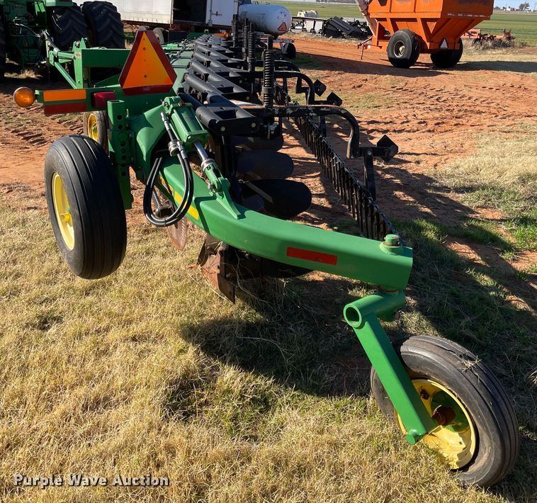 image for item DN0027 John Deere 3710  ten bottom plow