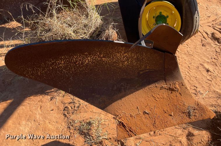 image for item DN0027 John Deere 3710  ten bottom plow