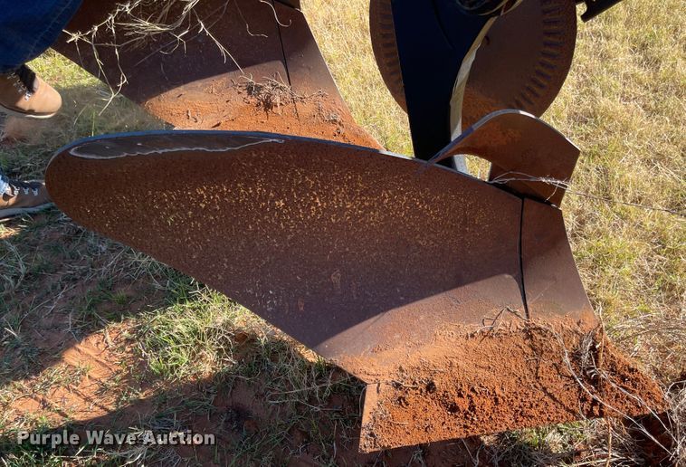 image for item DN0027 John Deere 3710  ten bottom plow