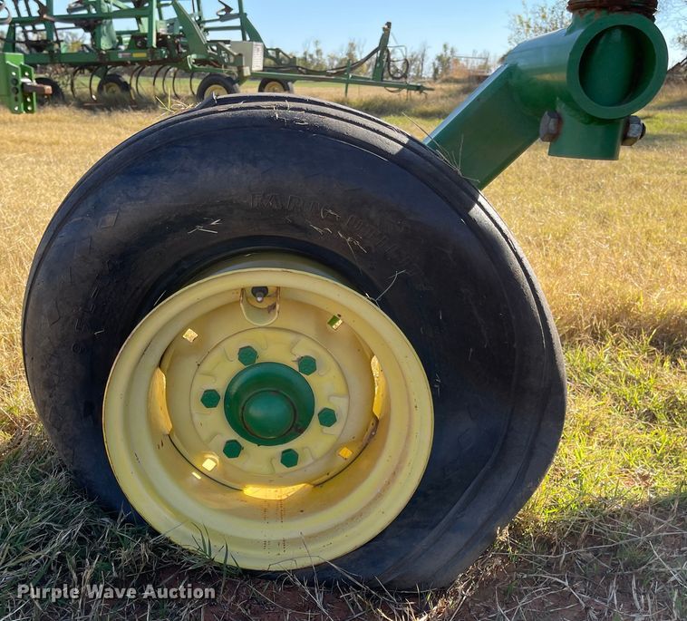 image for item DN0027 John Deere 3710  ten bottom plow