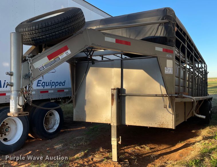 image for item DN0031 2012 W-W  livestock trailer
