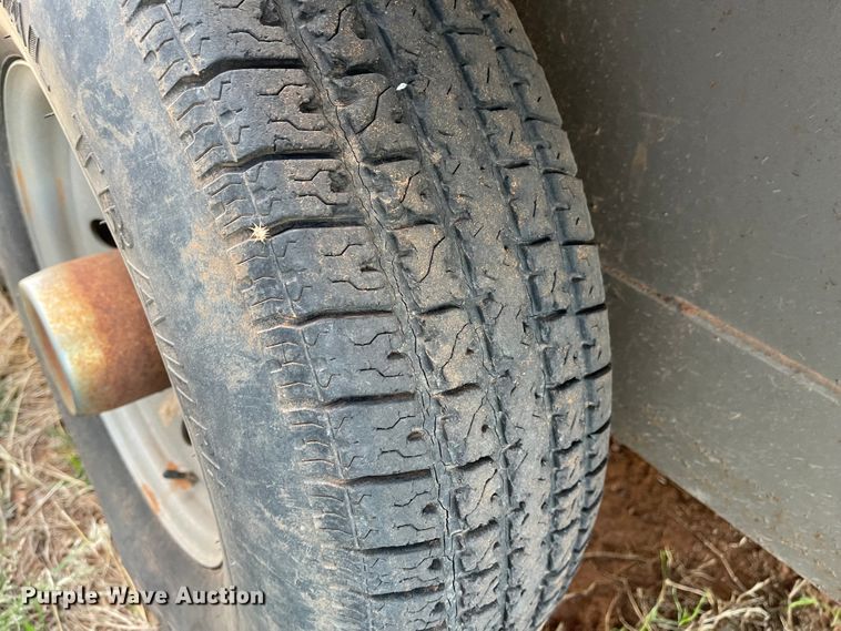 image for item DN0031 2012 W-W  livestock trailer