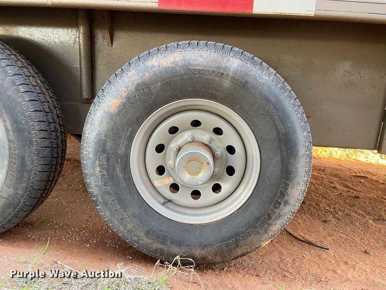 image for item DN0031 2012 W-W  livestock trailer