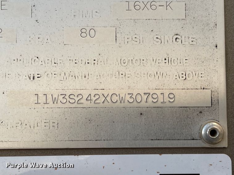 image for item DN0031 2012 W-W  livestock trailer