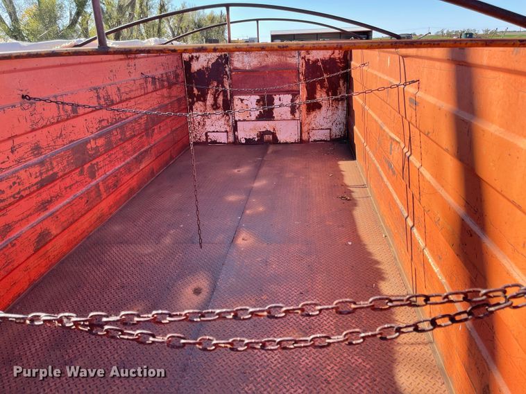 image for item DN0033 1976 GMC 6500  grain truck