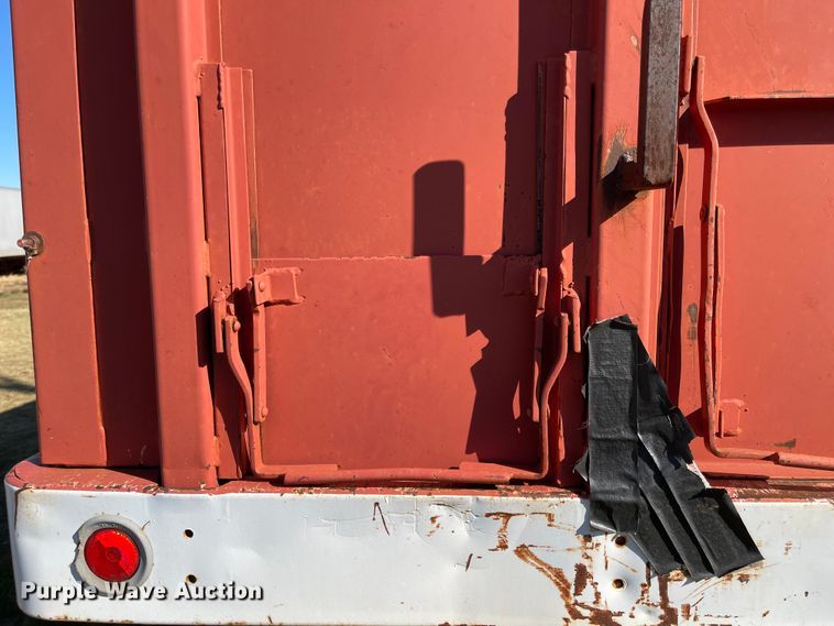 image for item DN0033 1976 GMC 6500  grain truck