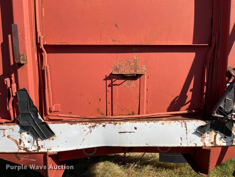 image for item DN0033 1976 GMC 6500  grain truck