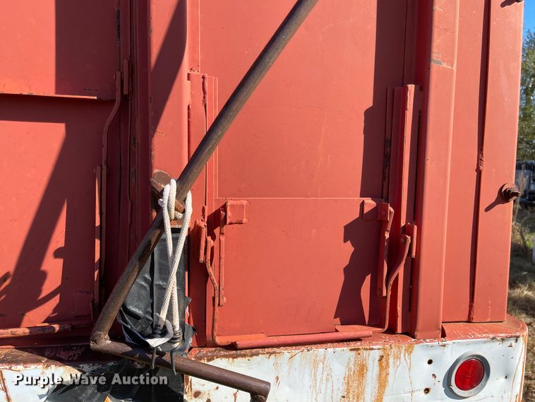 image for item DN0033 1976 GMC 6500  grain truck