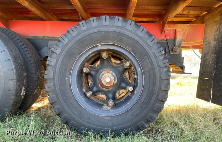 image for item DN0033 1976 GMC 6500  grain truck