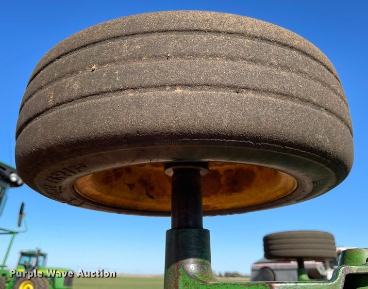 image for item DN0038 John Deere HX15  batwing rotary mower