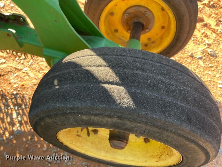 image for item DN0038 John Deere HX15  batwing rotary mower