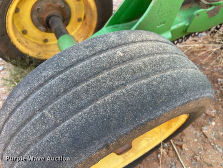 image for item DN0038 John Deere HX15  batwing rotary mower