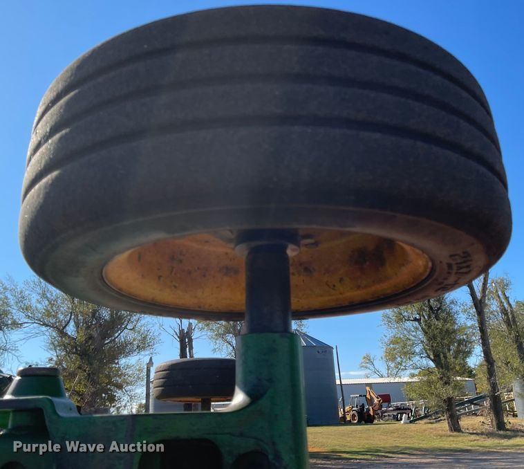 image for item DN0038 John Deere HX15  batwing rotary mower