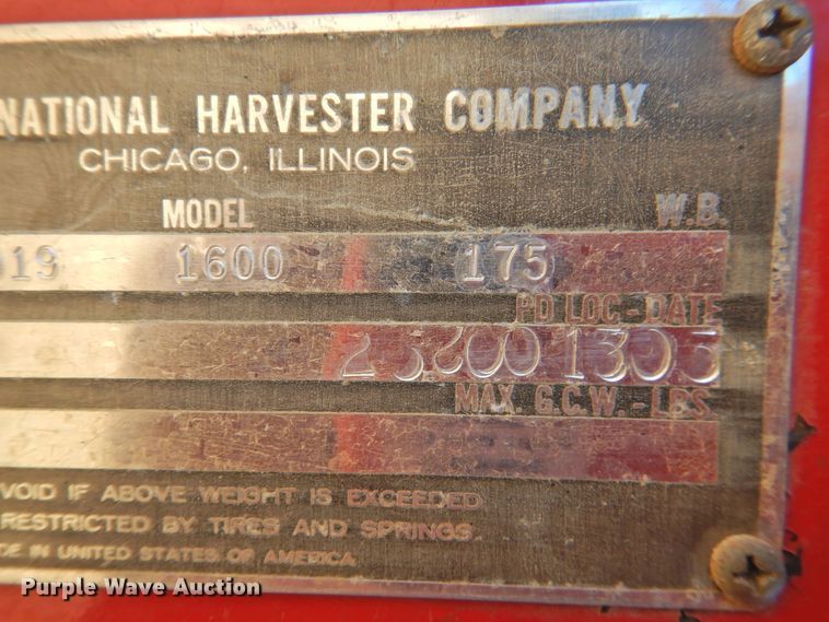 image for item DN0049 1975 International 1600  grain truck